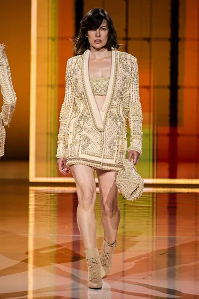 Look 70